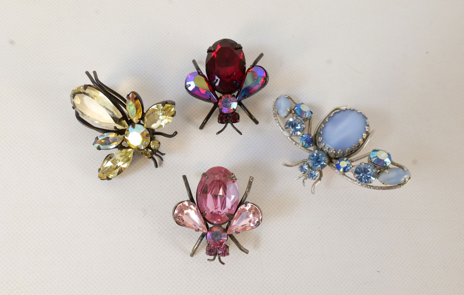 Lot of 4 Vintage Regency Insect Pins (1 of 9)