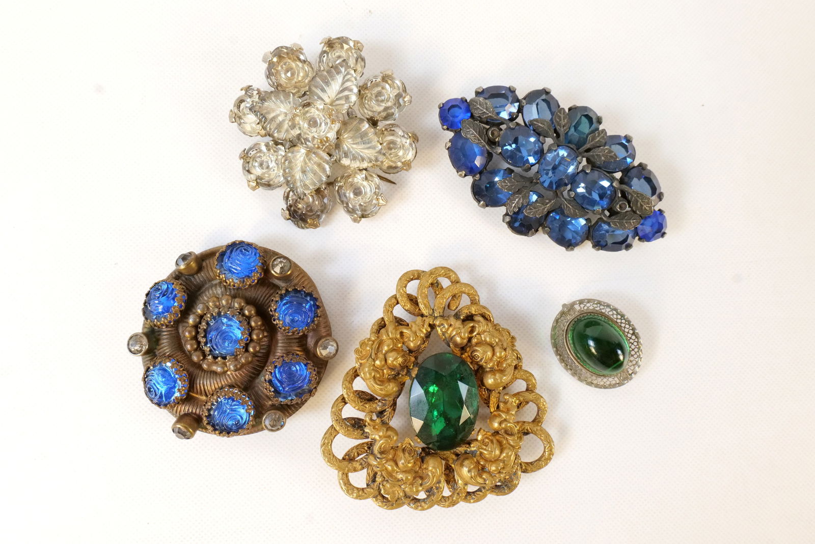 Lot of Vintage Brooches/Pins (1 of 11)