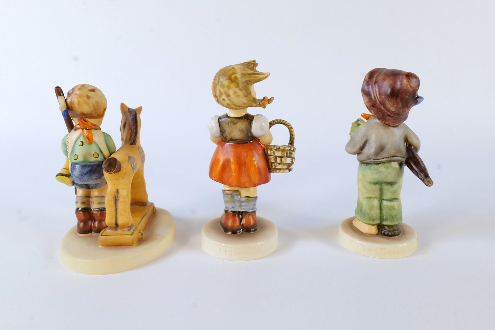 Lot of 9 Goebel Hummel Figures - 10
