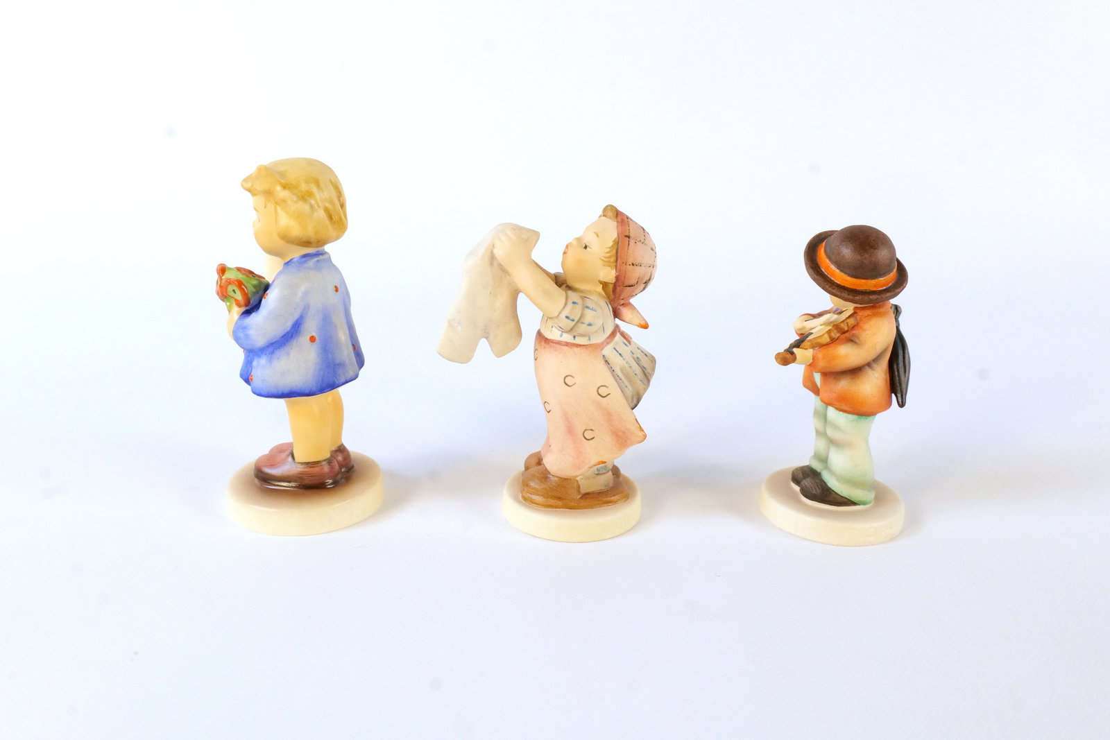 Lot of 8 Goebel Hummel Figures - 14
