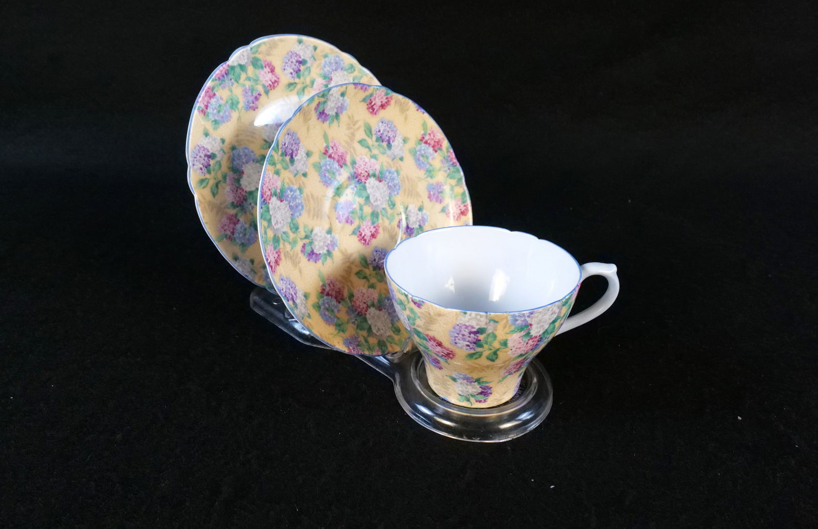 Lot of Shelley Bone China Summer Glory Chintz Pieces (1 of 13)