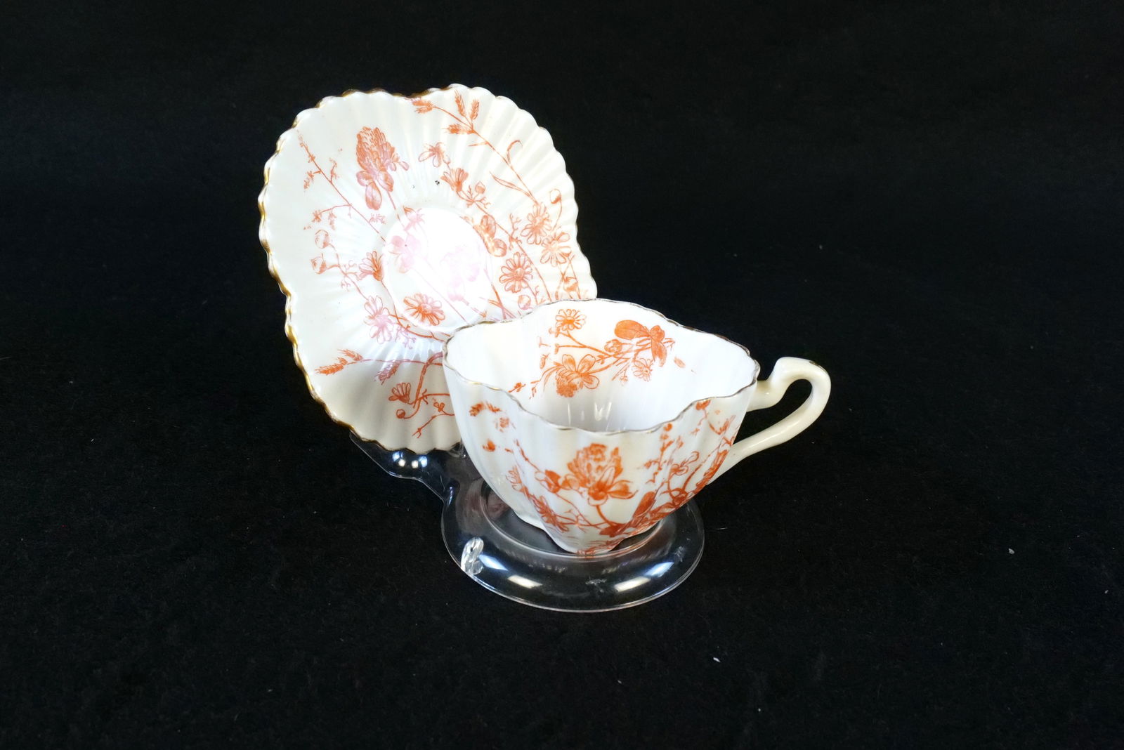 Wileman Shelley Bone China Basket of Flowers Teacup and Saucer: Wileman Shelley Bone China Basket of Flowers Teacup and Saucer. Good Condition. All invoices must be paid within 24 hours of the sale. We offer multiple shipping options, please read the shipping term