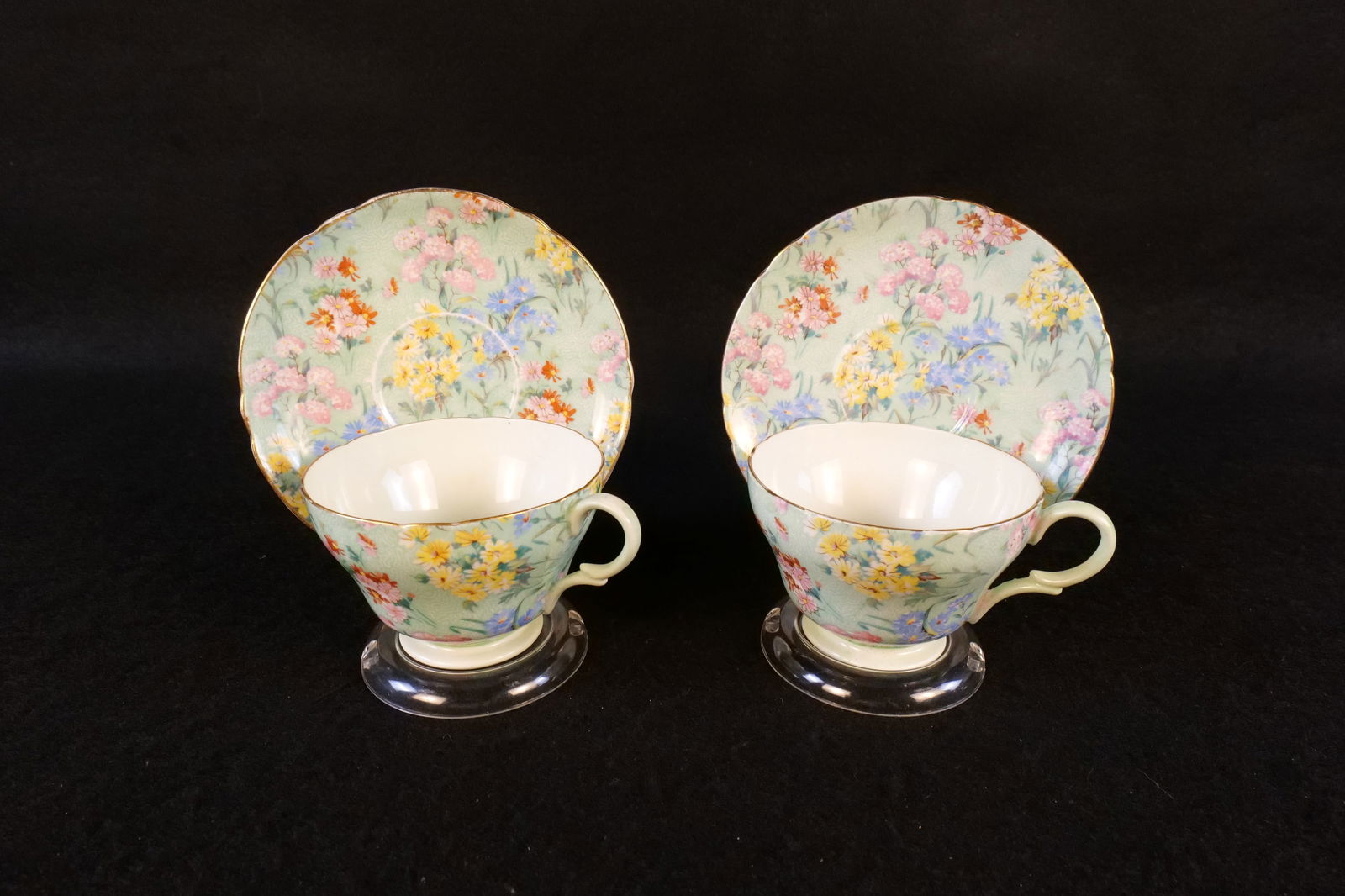 Lot of 2 Shelley Bone China Melody Chintz Teacups and Saucers (1 of 20)