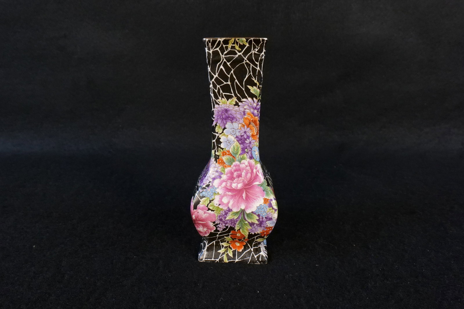 Shelley Black Cloisonne Pattern Vase: Shelley Black Cloisonne Pattern Vase. Bottom of base has been touched up with a marker. Measures 6.75" tall. All invoices must be paid within 24 hours of the sale. We offer multiple shipping options,