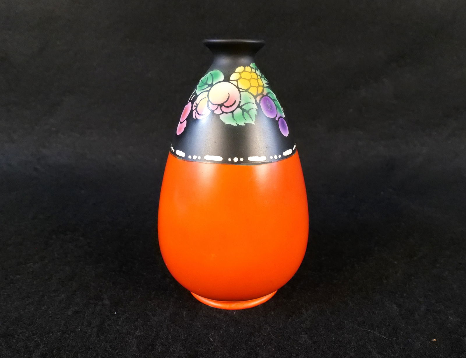 Shelley Bud Vase with Fruit: Shelley Bud Vase with Fruit. Art Deco. Minor paint nicks. Measures 5.75" tall. All invoices must be paid within 24 hours of the sale. We offer multiple shipping options, please read the shipping terms