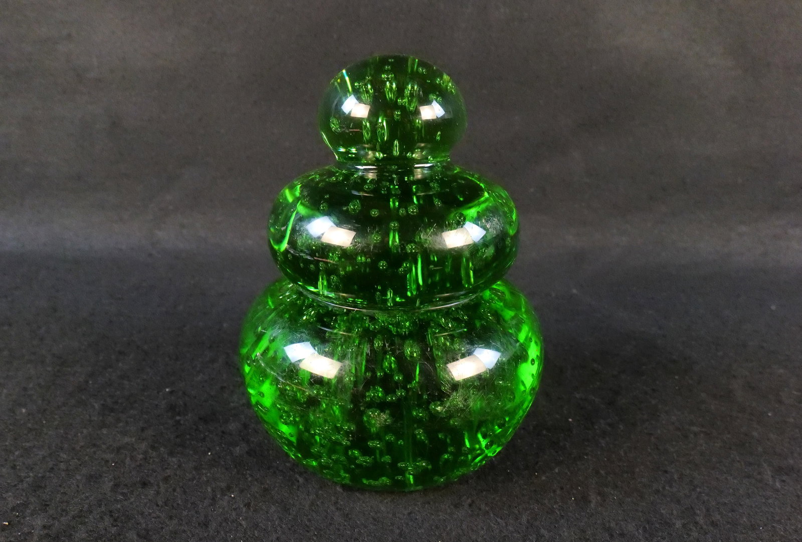 Art Glass Bubble Control Sculpture: Art Glass Bubble Control Sculpture. Has a couple of blemishes on the surface. Heavy. Measures 7.5" tall x 6" wide. All invoices must be paid within 24 hours of the sale. We offer multiple shipping opt