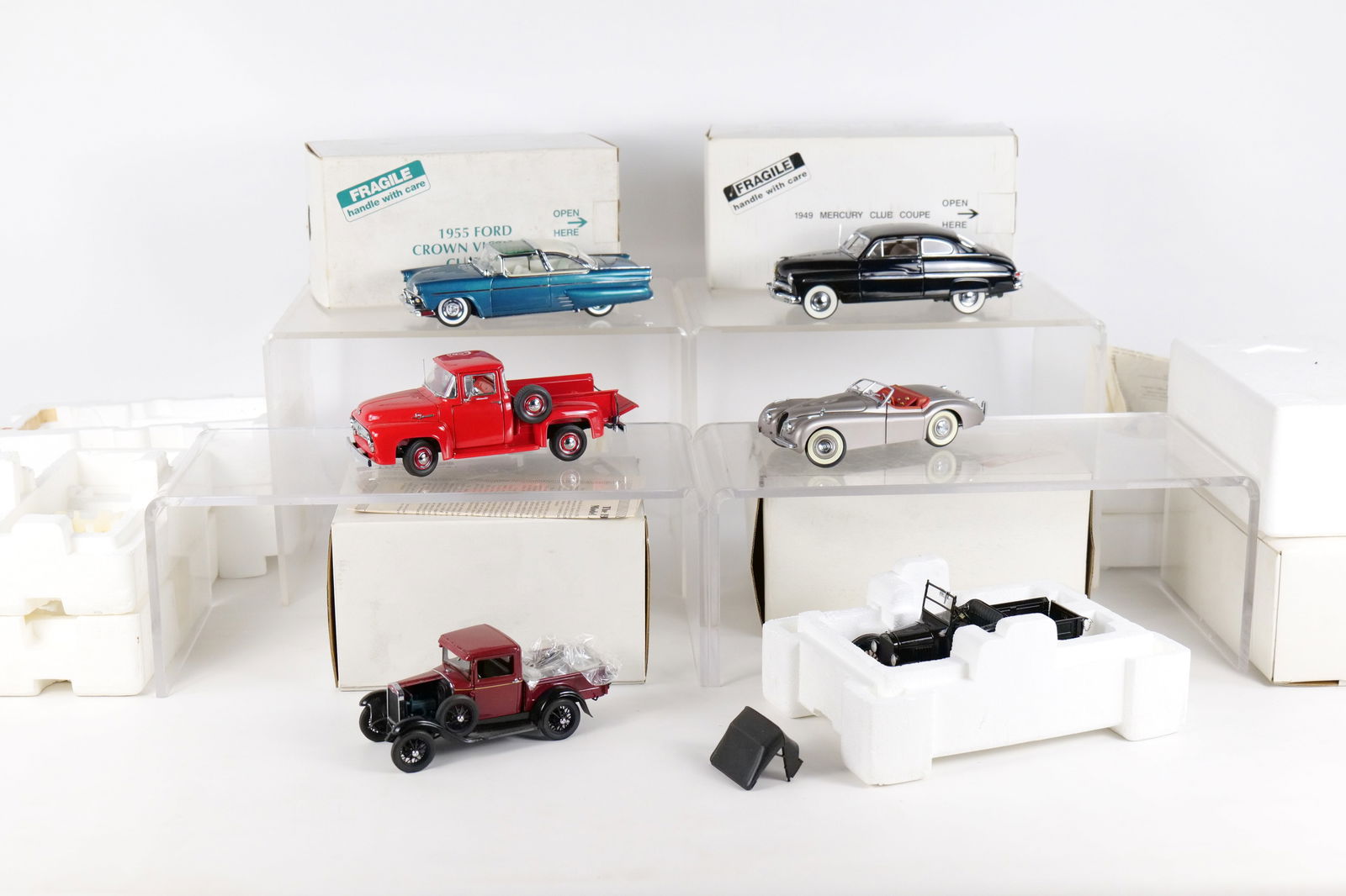 Lot of 6 Danbury Mint 1:24 Scale Diecast Cars (1 of 17)