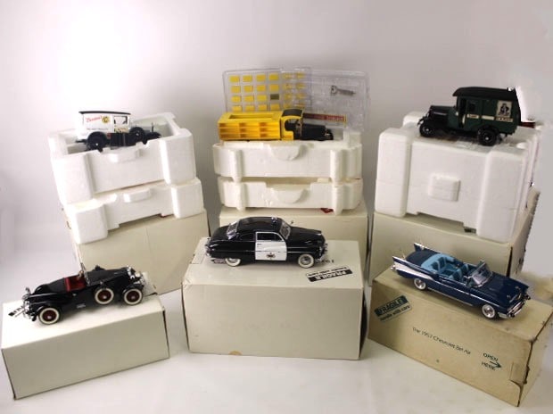 Lot of 6 Danbury Mint 1:18 Scale Diecast Cars: Lot of 6 Danbury Mint 1:18 Scale Diecast Cars. Including 1929 Cord L-29 Special Coupe, 1953 Cadillac Eldorado, and 1955 Chevy Bel Air. Full Disclosure - Most Cars in this sale are AS-IS unless specifi