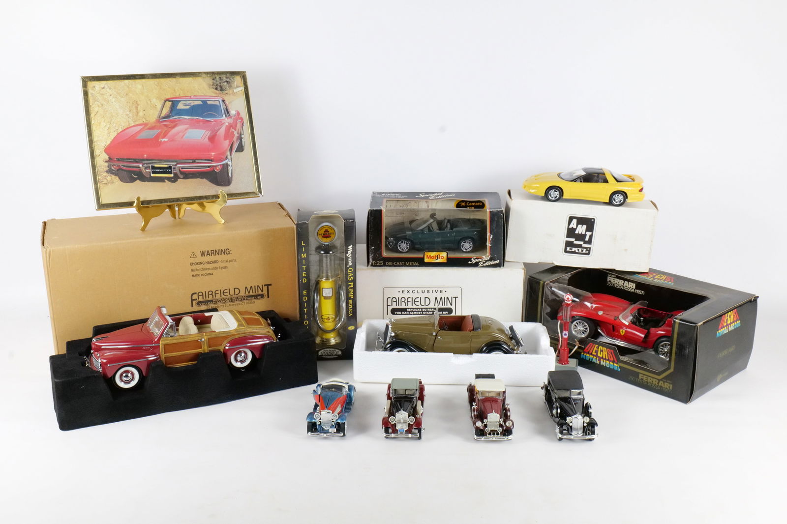 Lot of Mixed Scale and Mixed Brand Diecast (1 of 20)