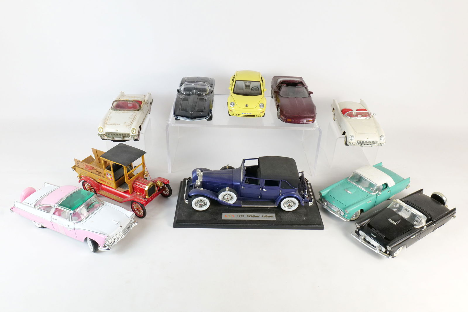 Lot of Mixed Brand 1:18 Scale or Larger Cars (1 of 20)