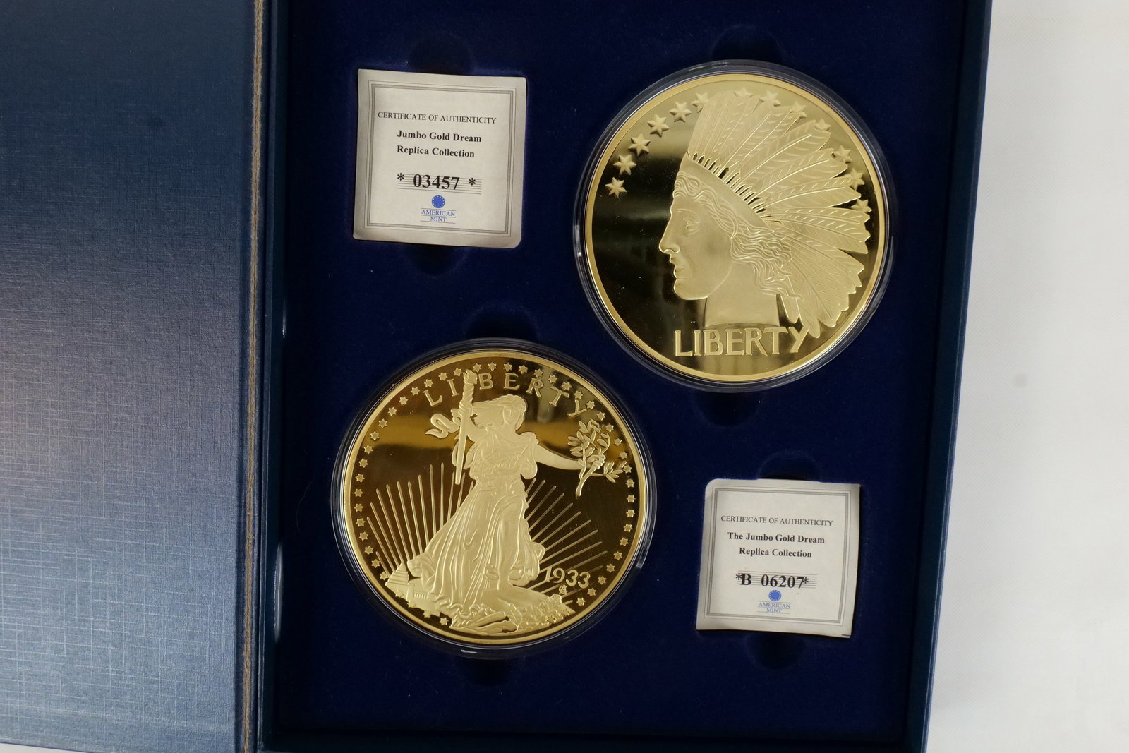 US A Pair of American Mint Jumbo Gold Dream Replica Medals (1 of 6)