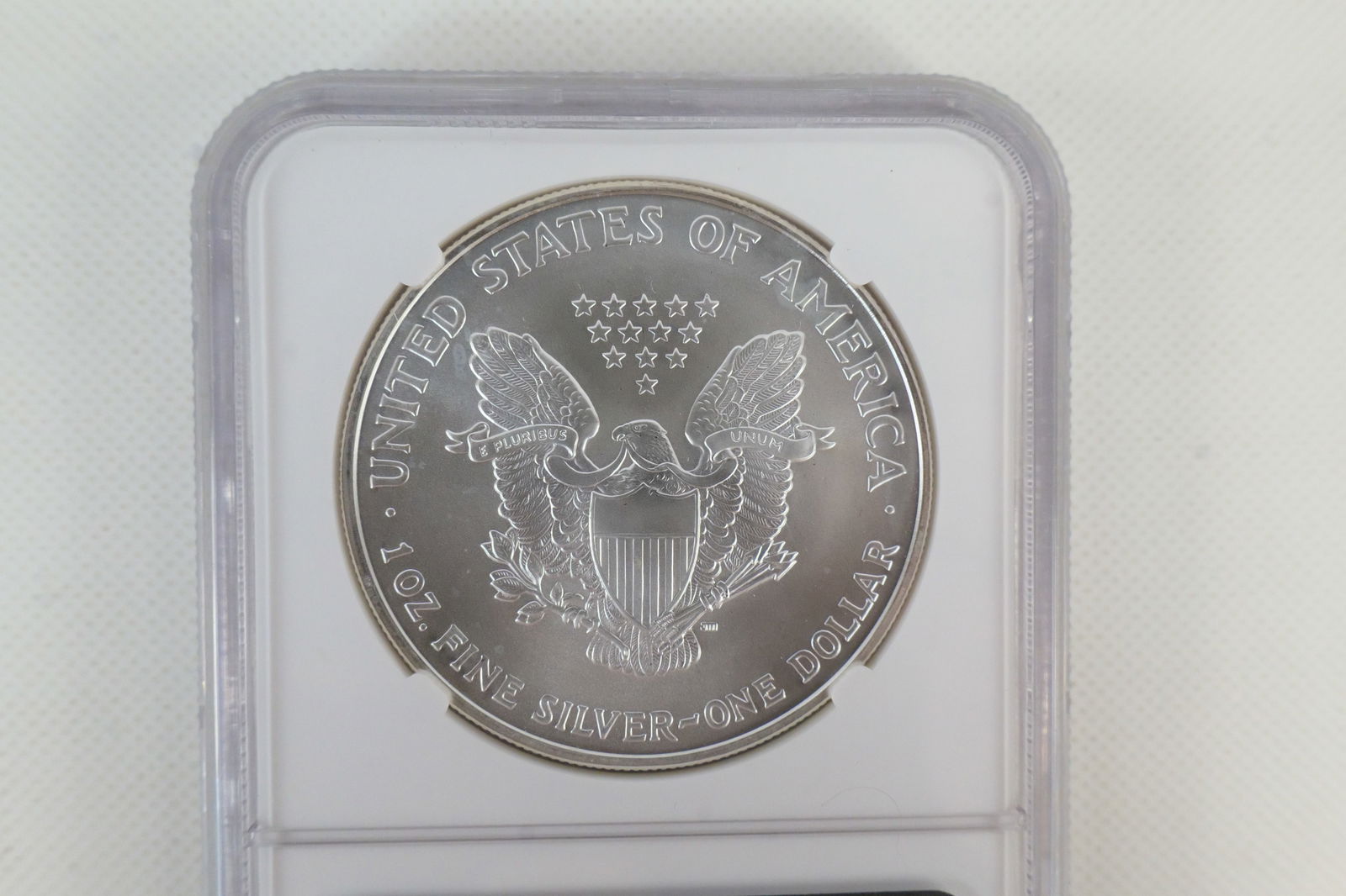 US 2004 $1 Silver Eagle Gem Uncirculated - 2