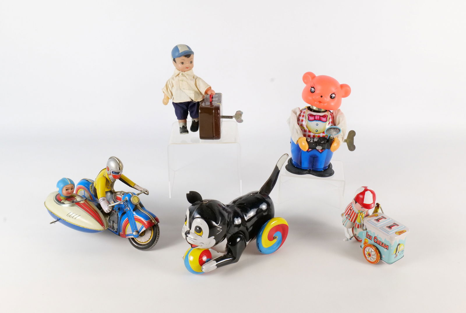 Lot of 5 Wind- Up Tin Litho Toys (1 of 16)