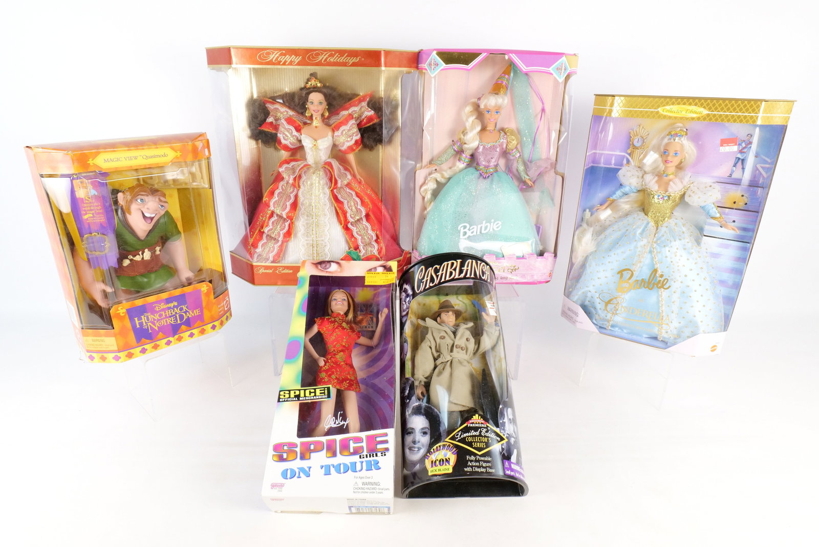 Lot of Toys and Dolls (1 of 19)