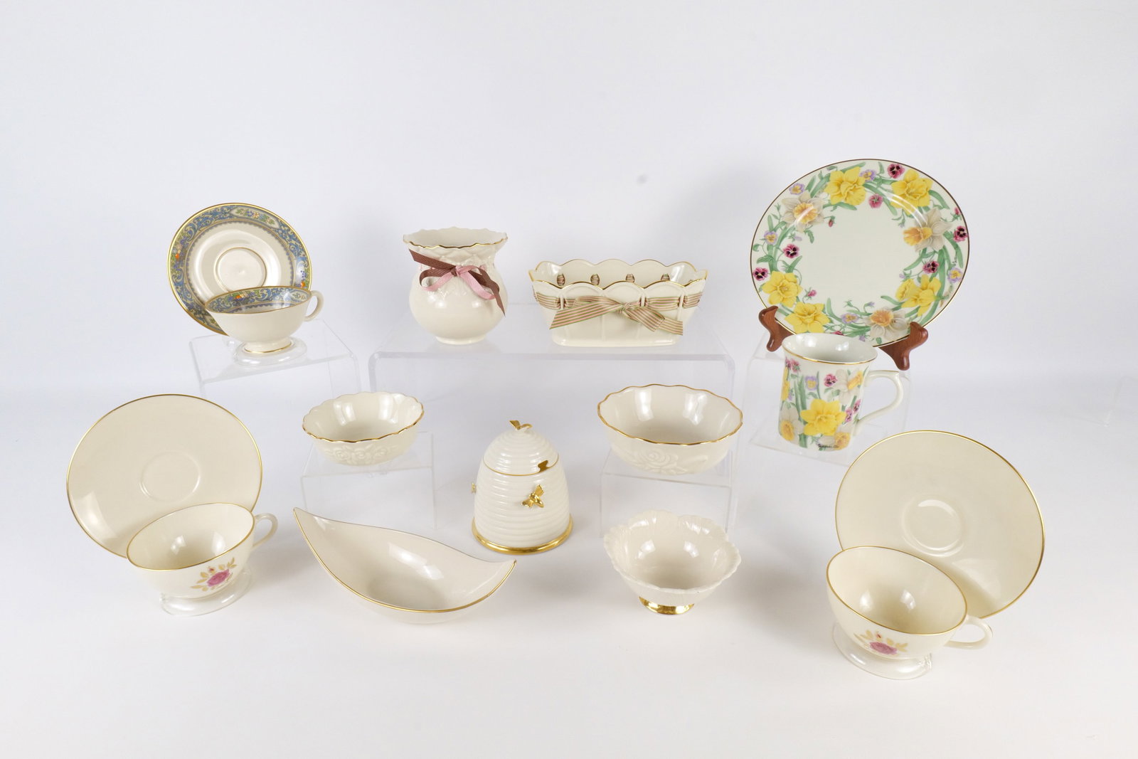 Group Lot of Lenox Pieces (1 of 19)