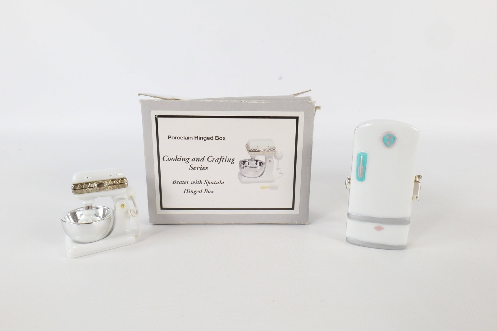 Lot of 2 PHB/Midwest Trinket Boxes (1 of 12)