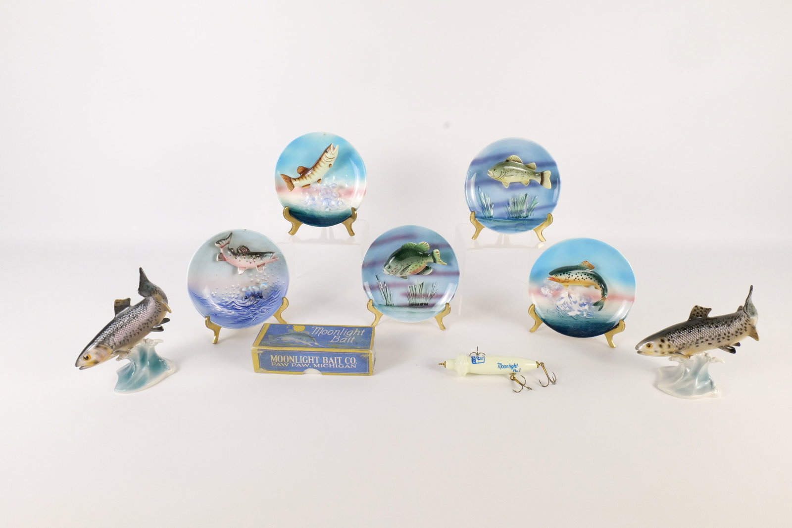 Lot of Fish Collectibles (1 of 12)