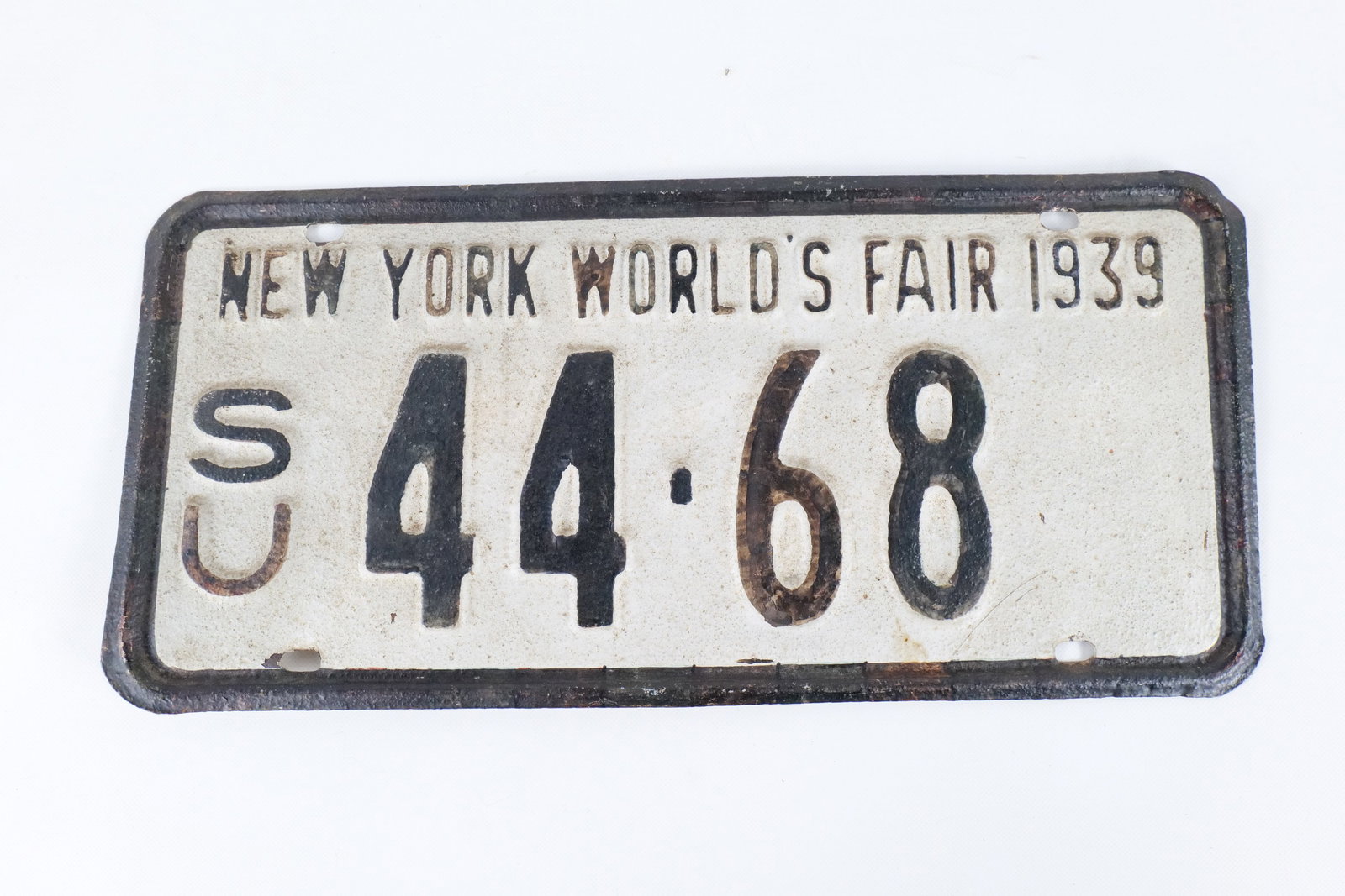 Vintage 1939 New York World's Fair License Plate (1 of 6)