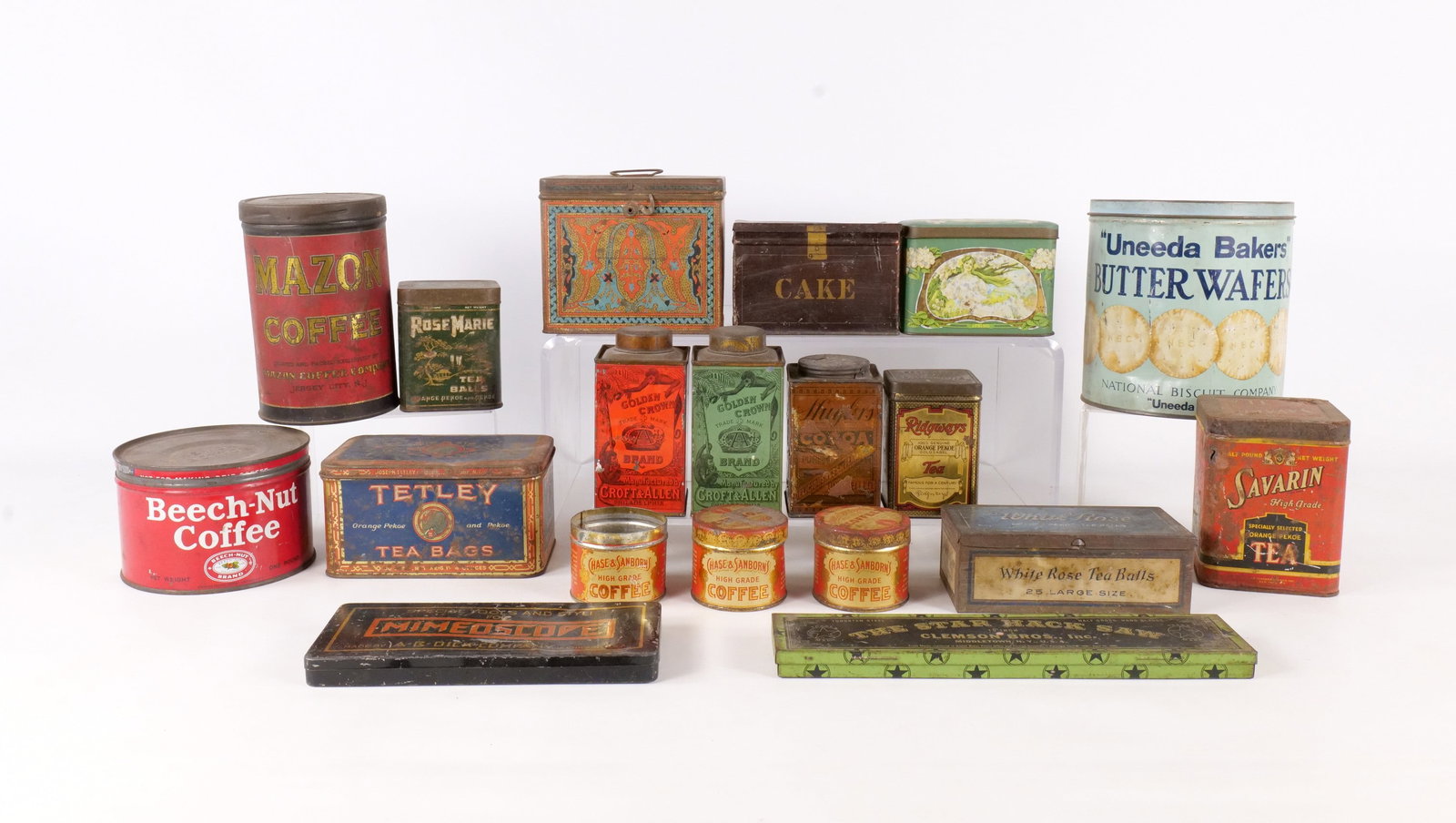 Antique and Vintage Tin Collection - 18 Pieces (1 of 20)