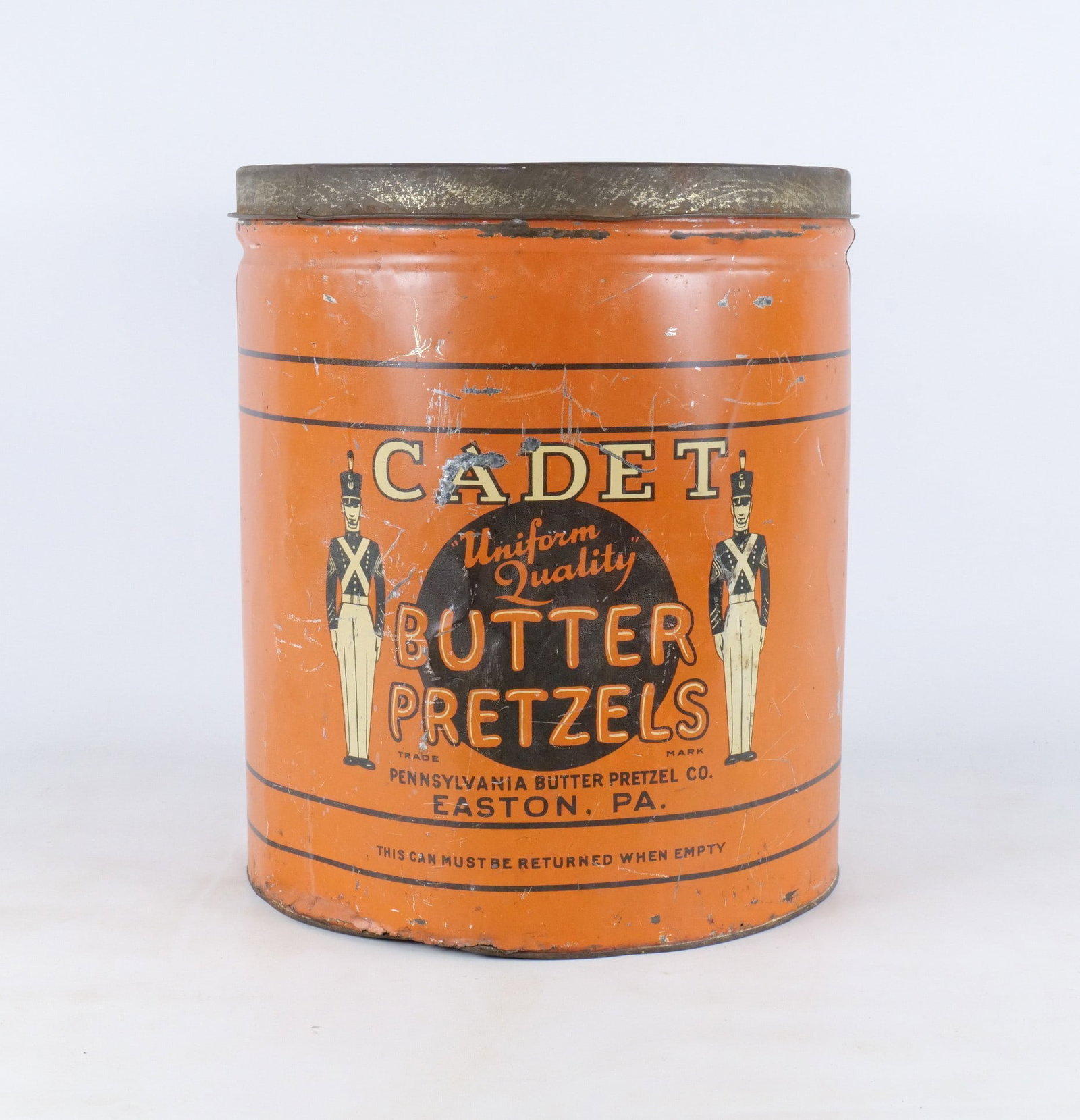 Vintage Cadet Butter Pretzels Tin (1 of 7)