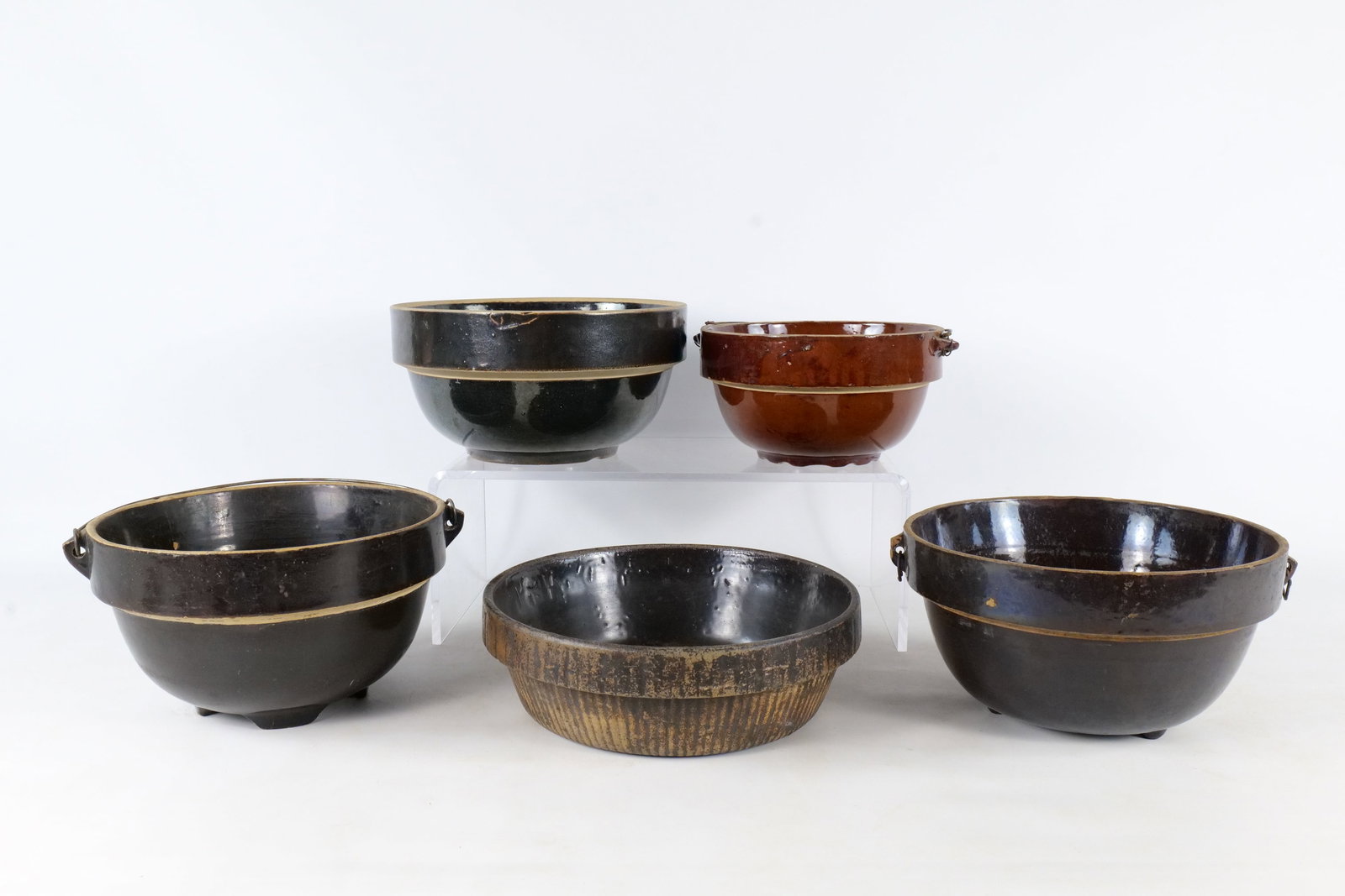 Lot of 5 Vintage Stoneware and Yellow Ware Bowls (1 of 18)