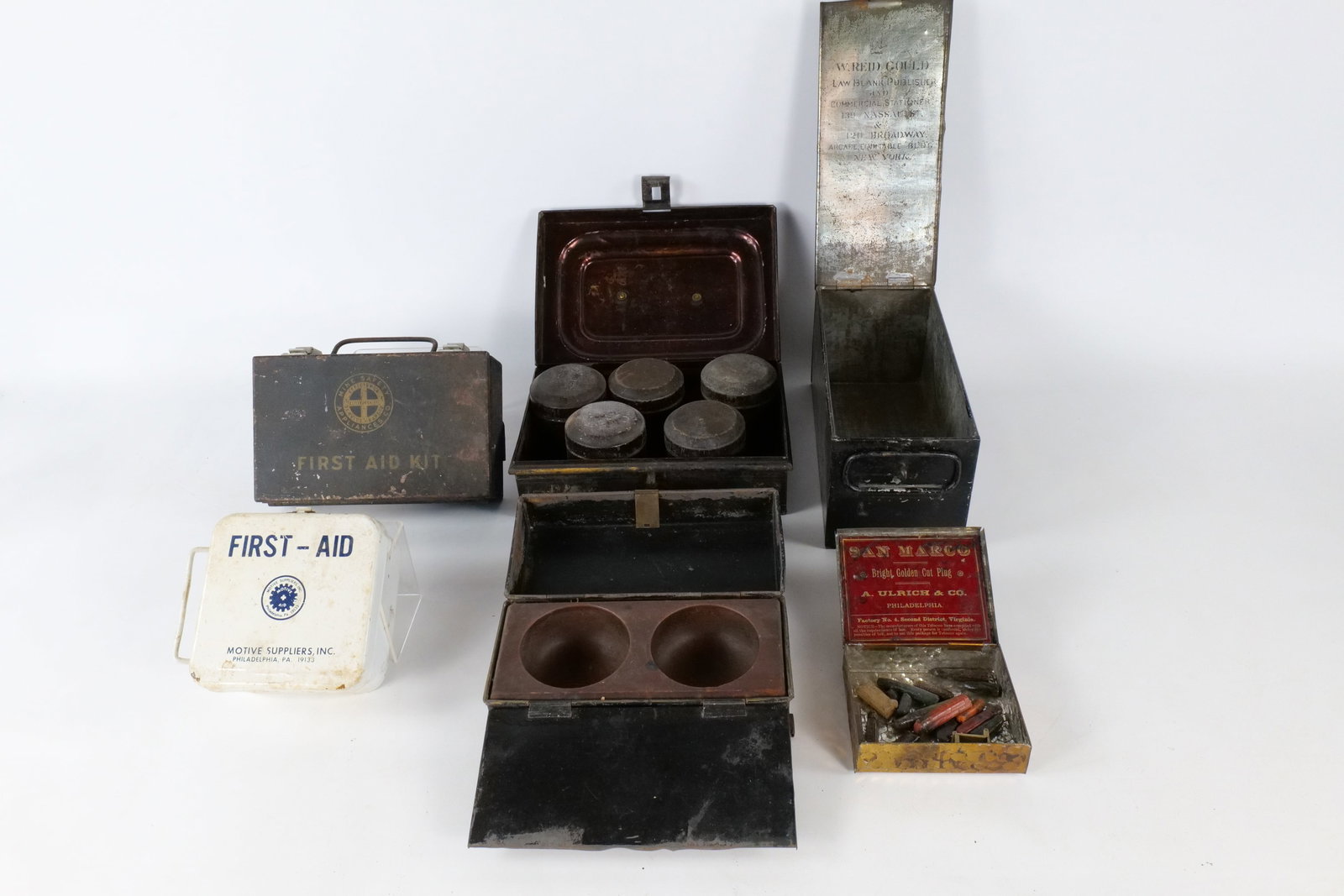 Vintage Industrial Metal Tin Lot (1 of 16)