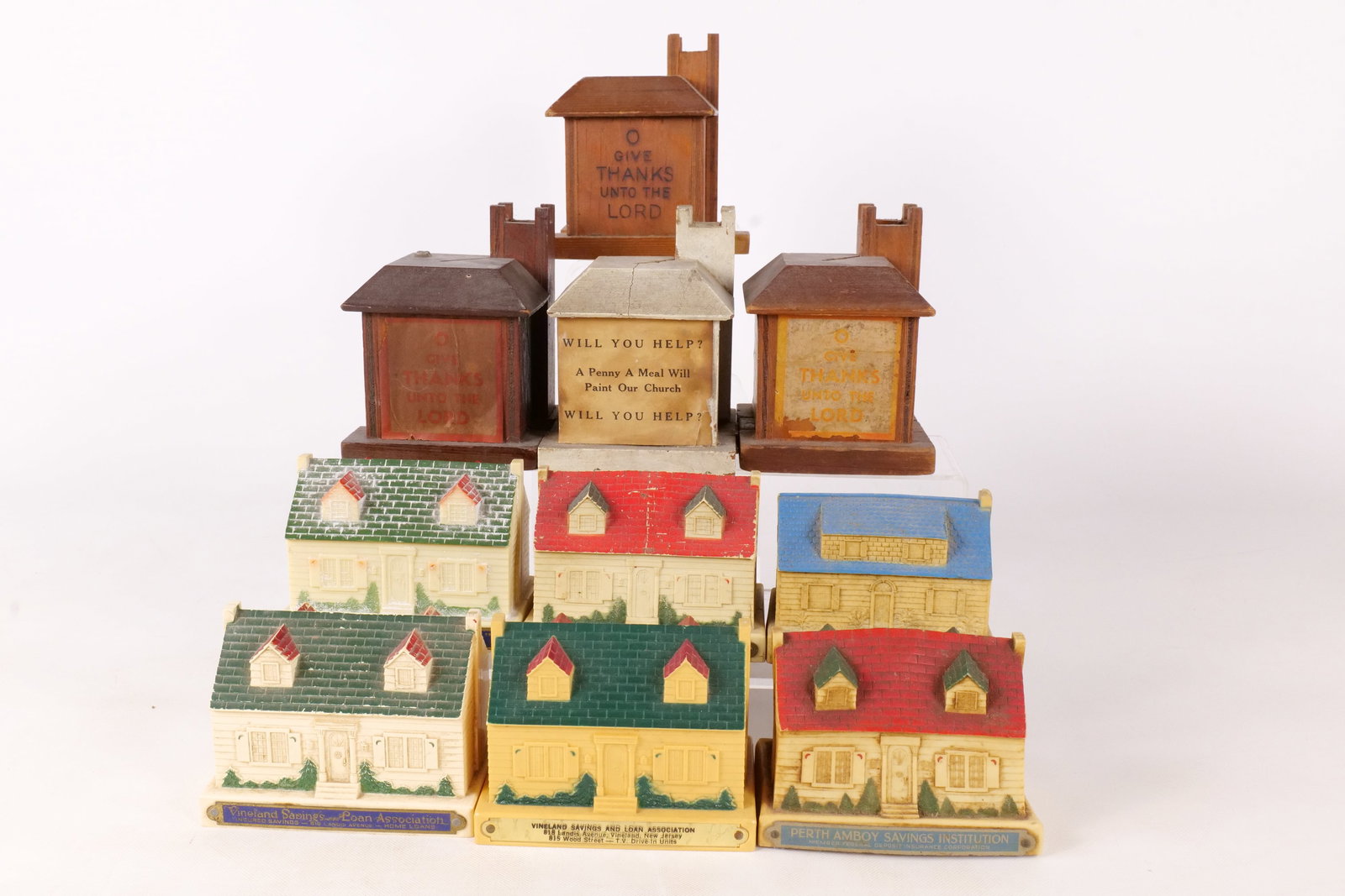 Lot of 10 Vintage Church and NJ Savings & Loan House Banks (1 of 20)