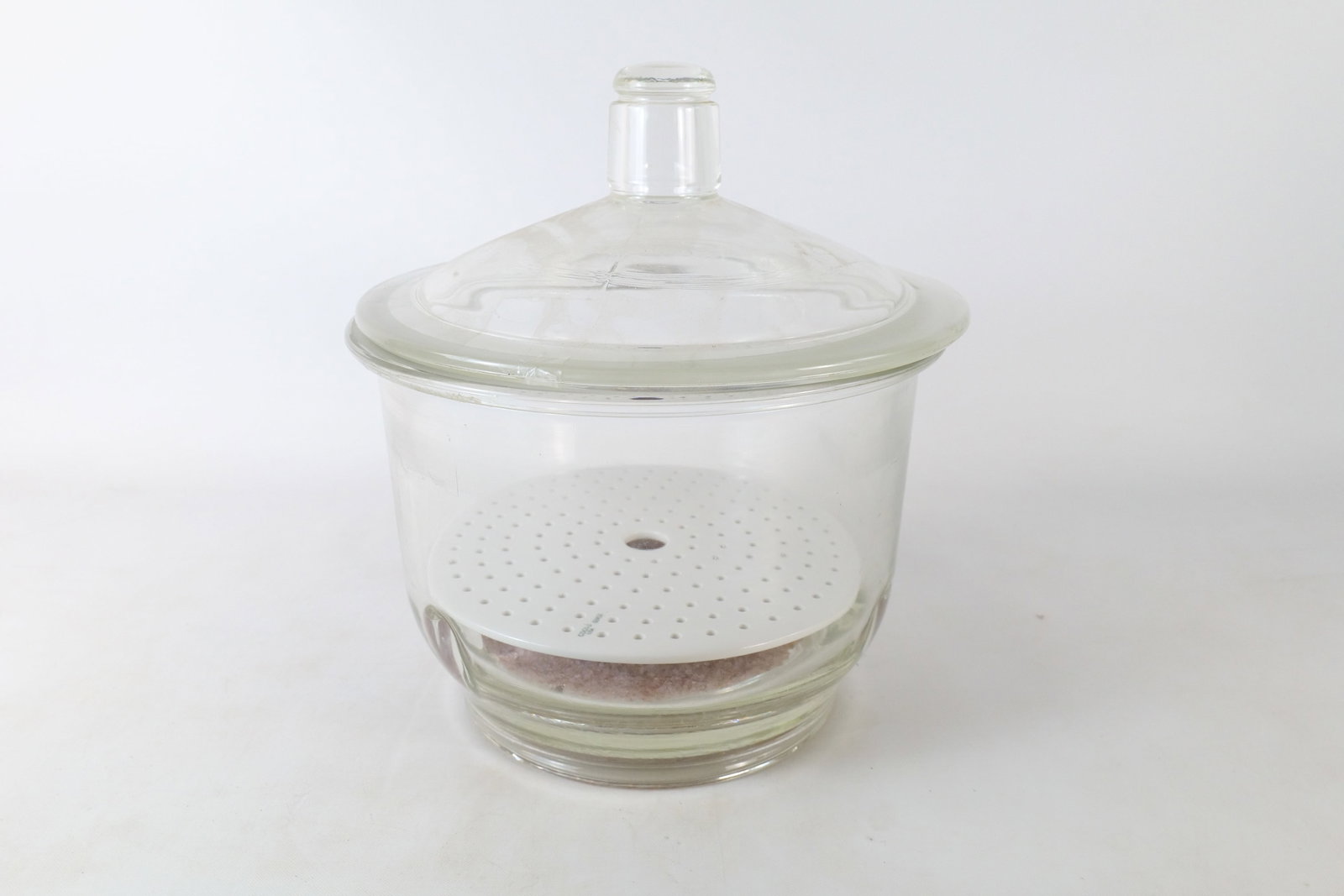 Vintage Pyrex Lab Desiccator with Coors Porcelain Plate (1 of 10)