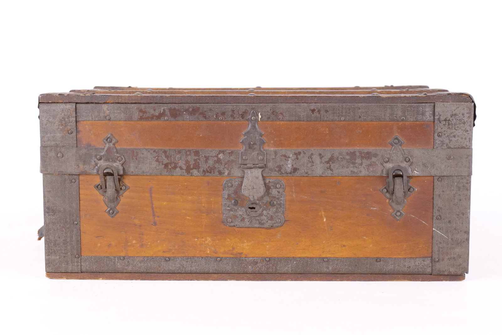 Antique Victorian Doll Trunk with Original Tray & Litho Interior (1 of 11)