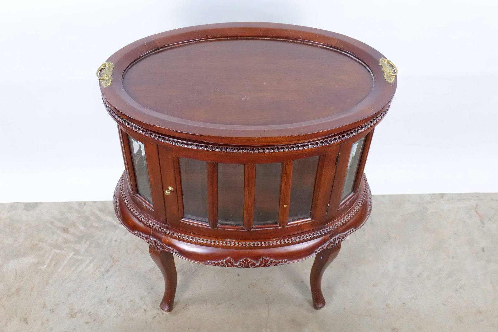 Contemporary Oval Vitrine Display Table with Removable Tray Top (1 of 19)