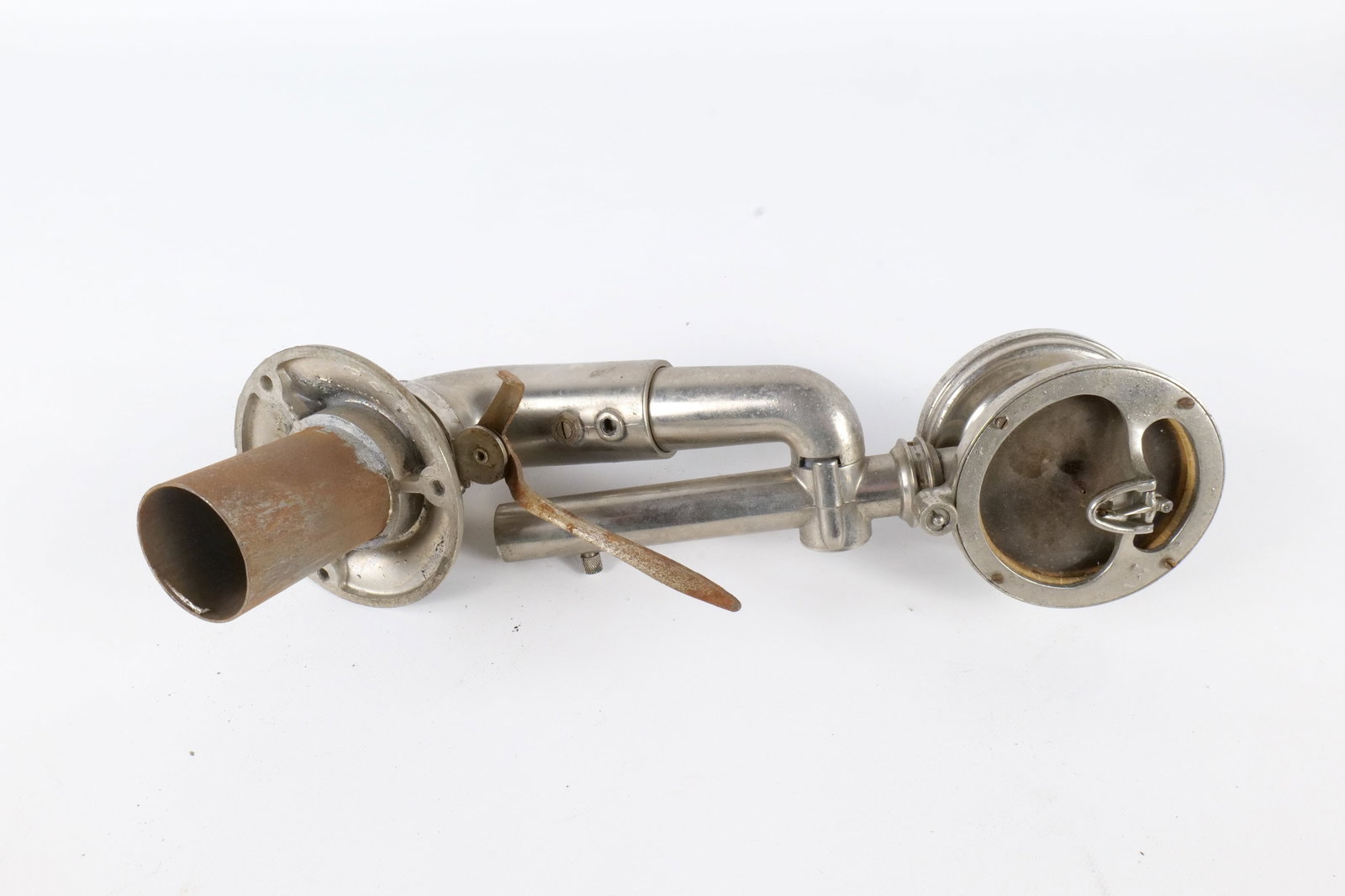 Antique Brunswick-Balke-Collender Co. Reproducer/Tone Arm Assembly: Antique Brunswick-Balke-Collender Co. Reproducer/Tone Arm Assembly. Patent 1917. Ultona-Style Swivel. Normal wear and patina. All invoices must be paid within 24 hours of the sale. We offer multiple s