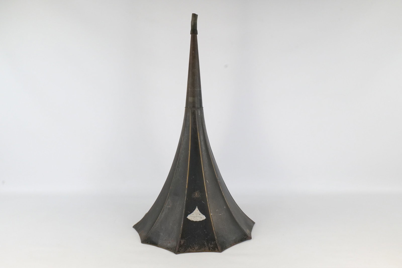 Antique Edison Phonograph Horn (1 of 10)