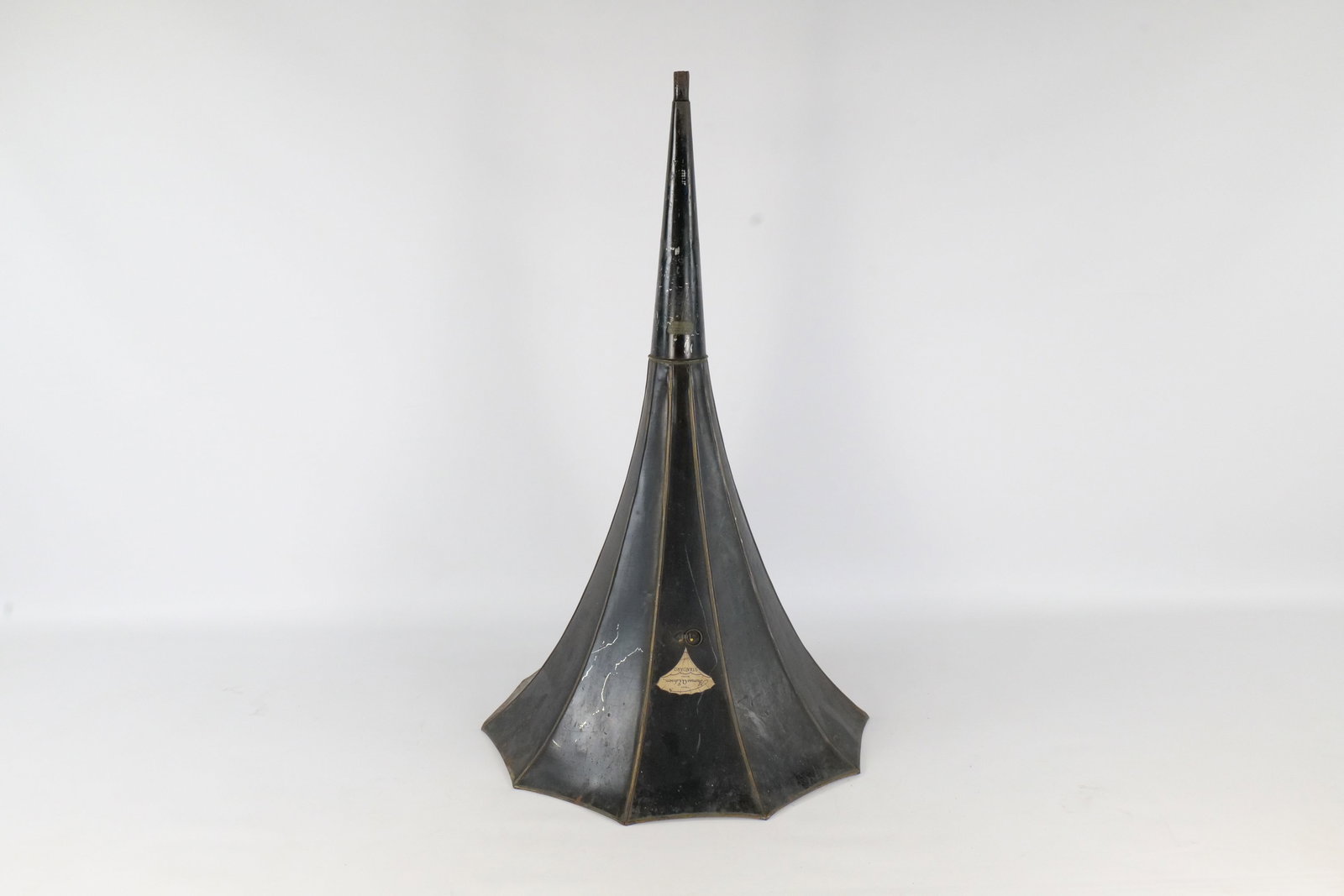 Antique Edison Standard Phonograph Horn (1 of 12)