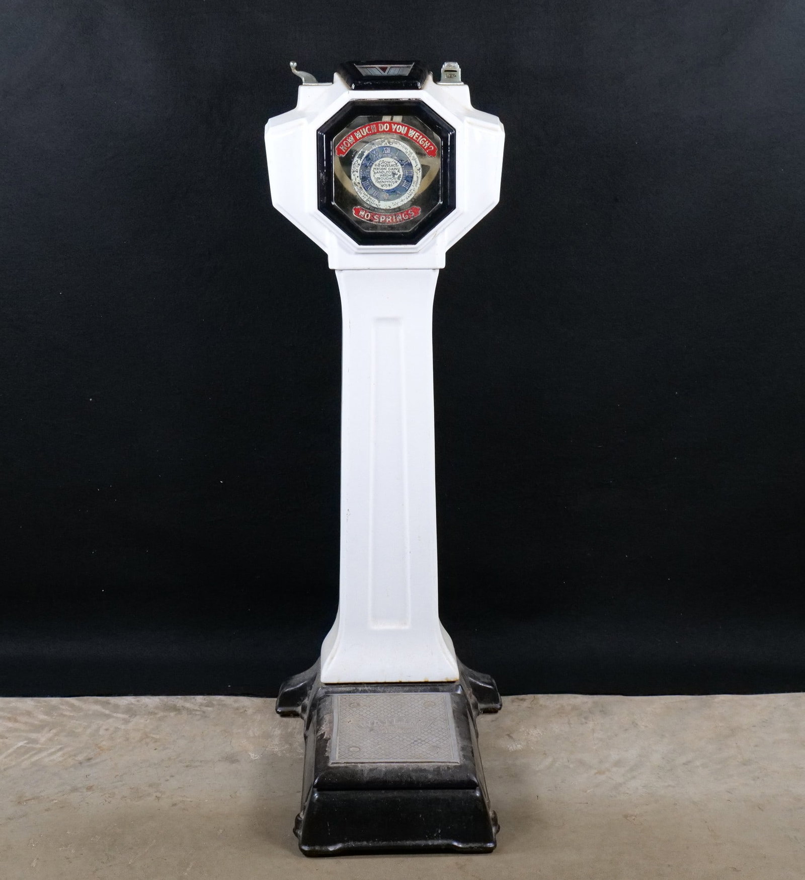 Vintage Watling "No Springs" Porcelain Penny Scale (1 of 10)