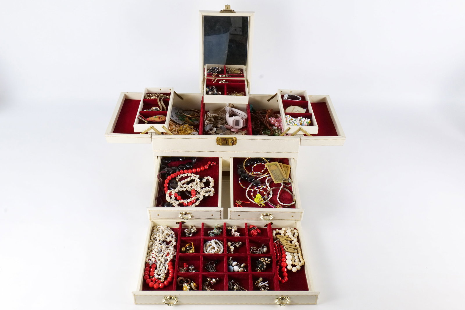 Large Lot of Costume Jewelry (1 of 15)