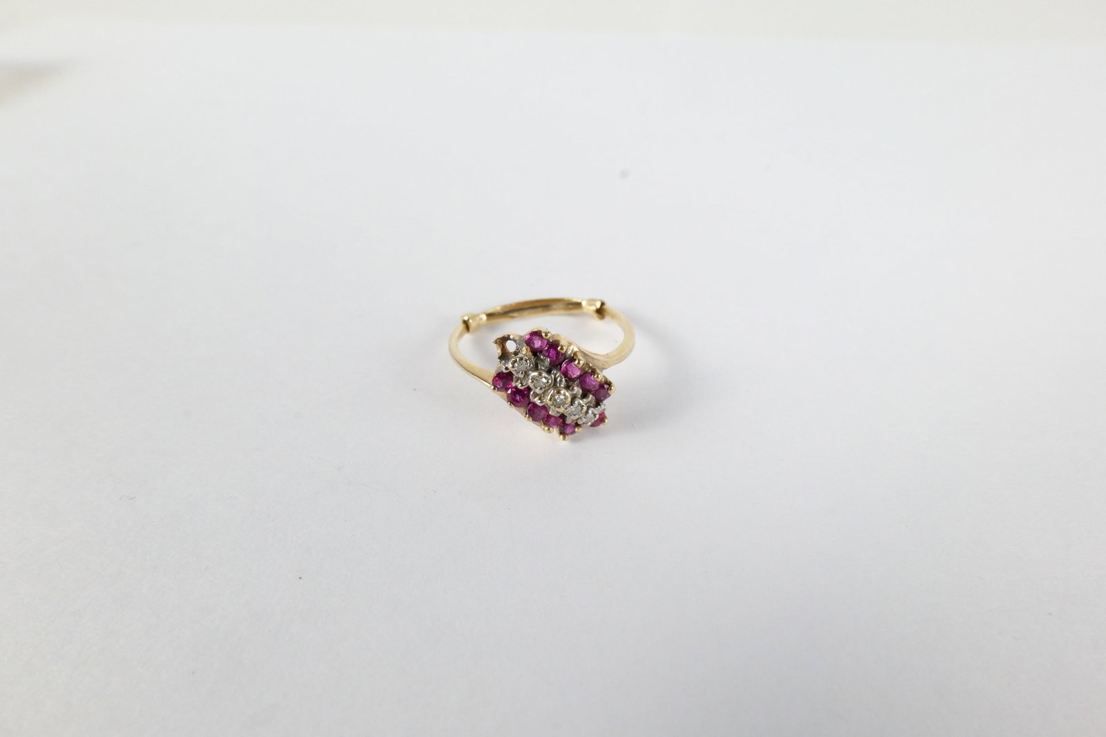 10K Diamond and Ruby Ring - 5