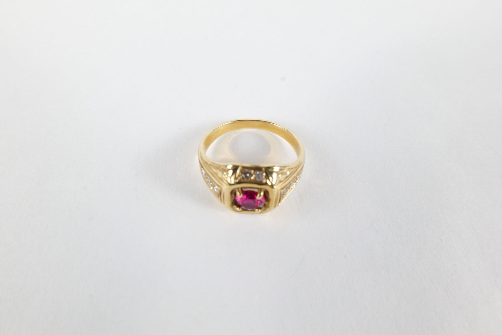 14K Ruby & Diamond Men's Ring - 8