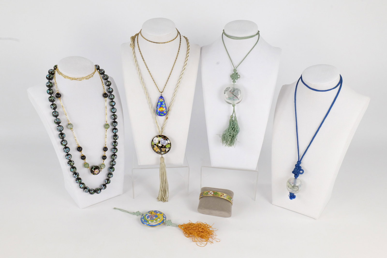 Lot of Asian Jewelry (1 of 20)
