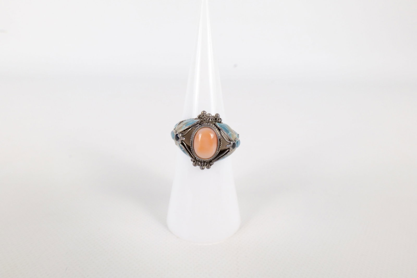 BJ Sterling Silver & Enamel Butterfly Ring with Cabochon Coral Stone: BJ Sterling Silver & Enamel Butterfly Ring with Cabochon Coral Stone. Size 6. All invoices must be paid within 24 hours of the sale. We offer multiple shipping options, please read the terms to unders