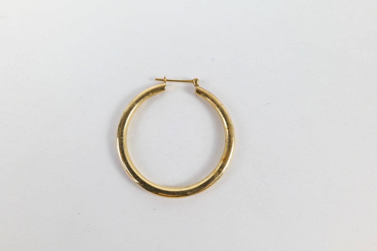 14k Scrap Investment Jewelry: 14k Scrap Investment Jewelry. Weighs 2.6 grams. All invoices must be paid within 24 hours of the sale. We offer multiple shipping options, please read the terms to understand your options. We also off