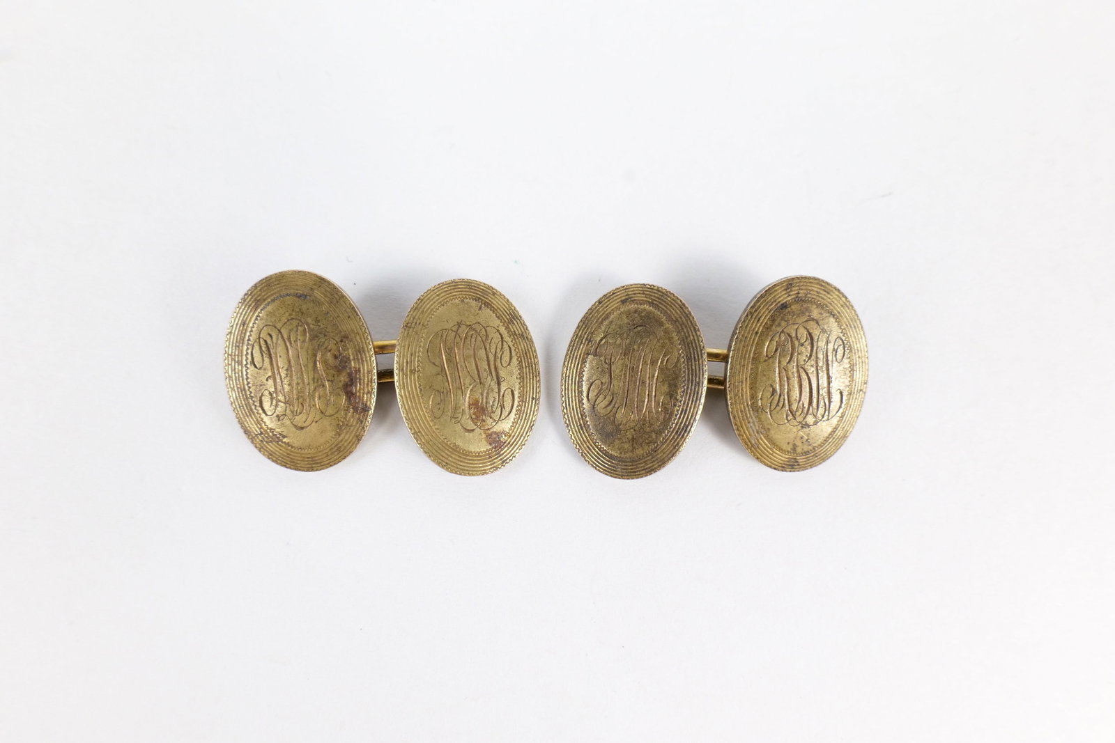 Pair of 14k Monogrammed Cufflinks: Pair of 14k Monogrammed Cufflinks. Weighs 15.4 grams. Measures 3/4" across. All invoices must be paid within 24 hours of the sale. We offer multiple shipping options, please read the terms to understa