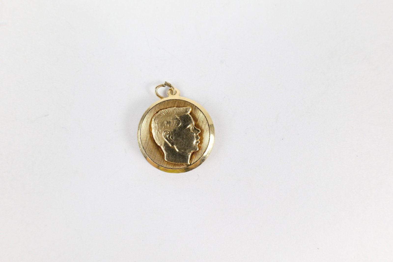 14k Yellow Gold Child Charm of a Boy: 14k Yellow Gold Child Charm of a Boy. Marked. Measures 1". Weighs 2.4 grams. All invoices must be paid within 24 hours of the sale. We offer multiple shipping options, please read the terms to