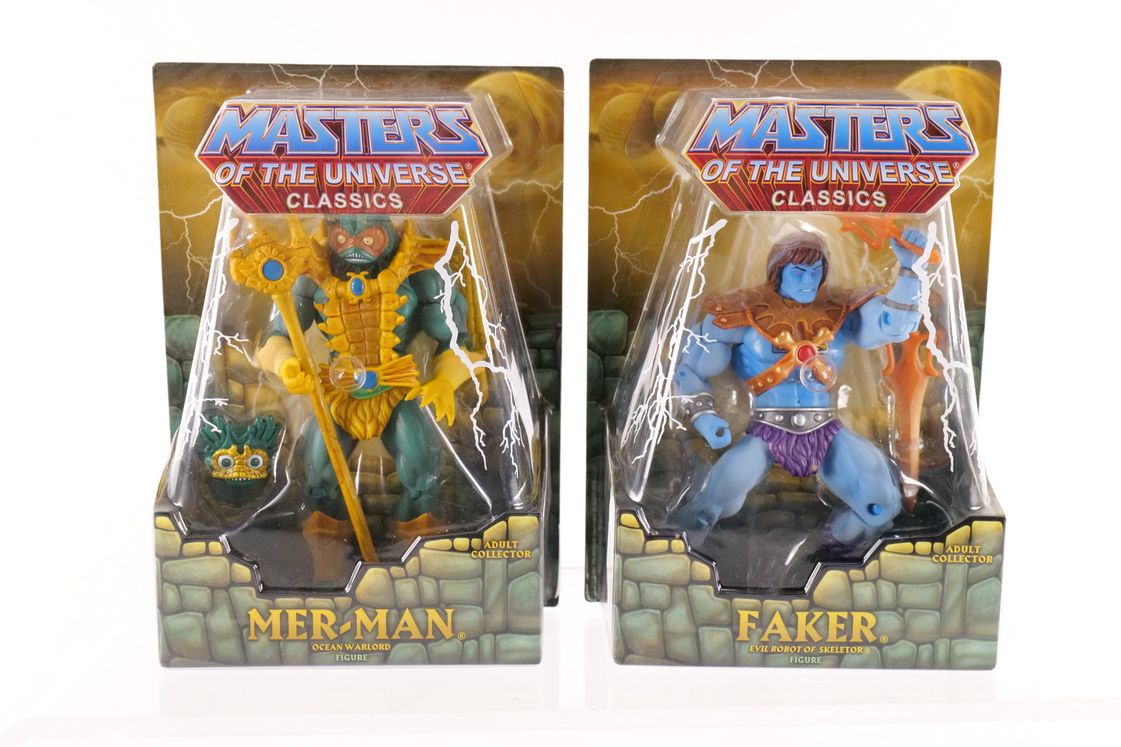 Lot of 2 Masters of the Universe Classics Action Figures (1 of 12)