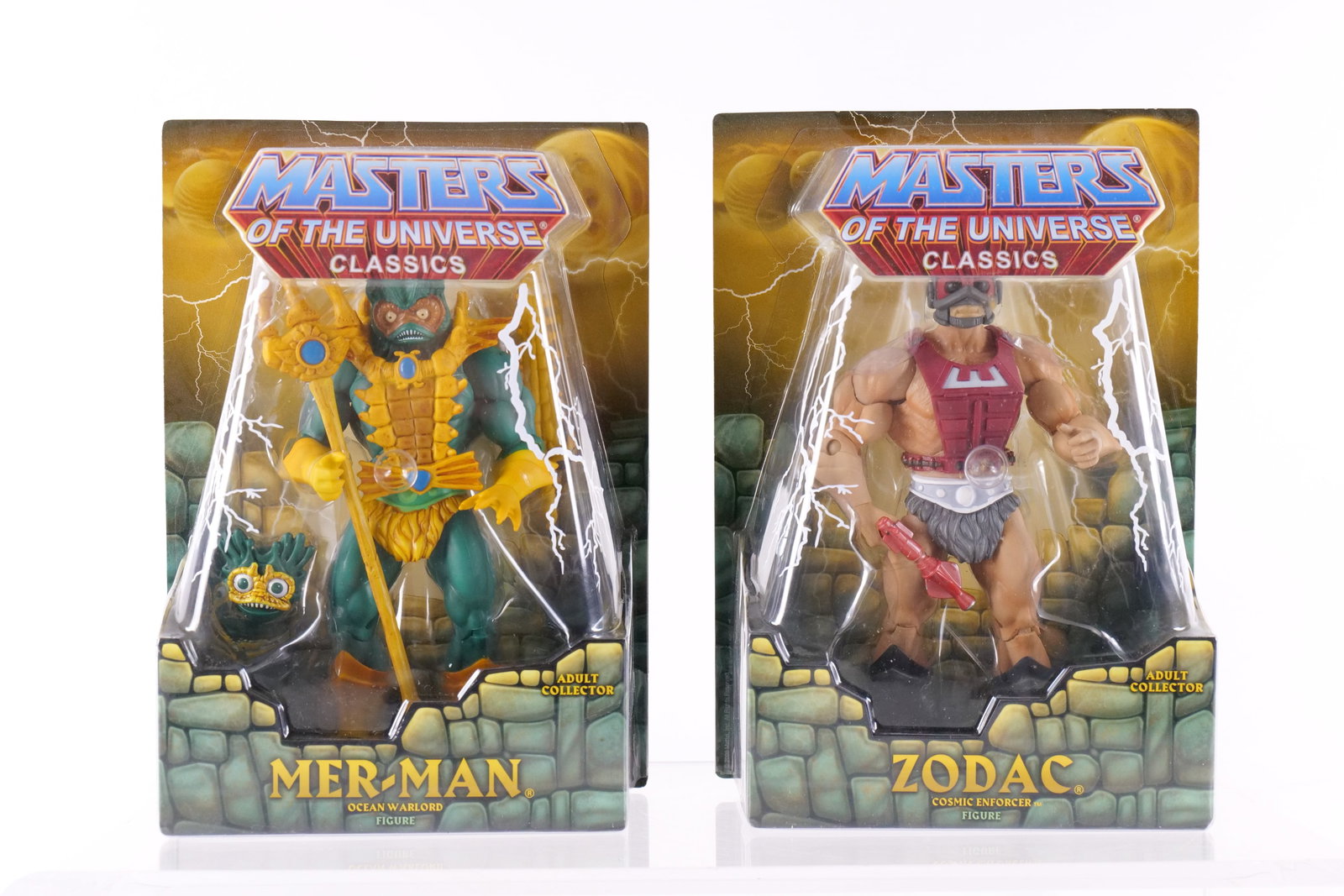 Lot of 2 Masters of the Universe Classics Action Figures (1 of 12)