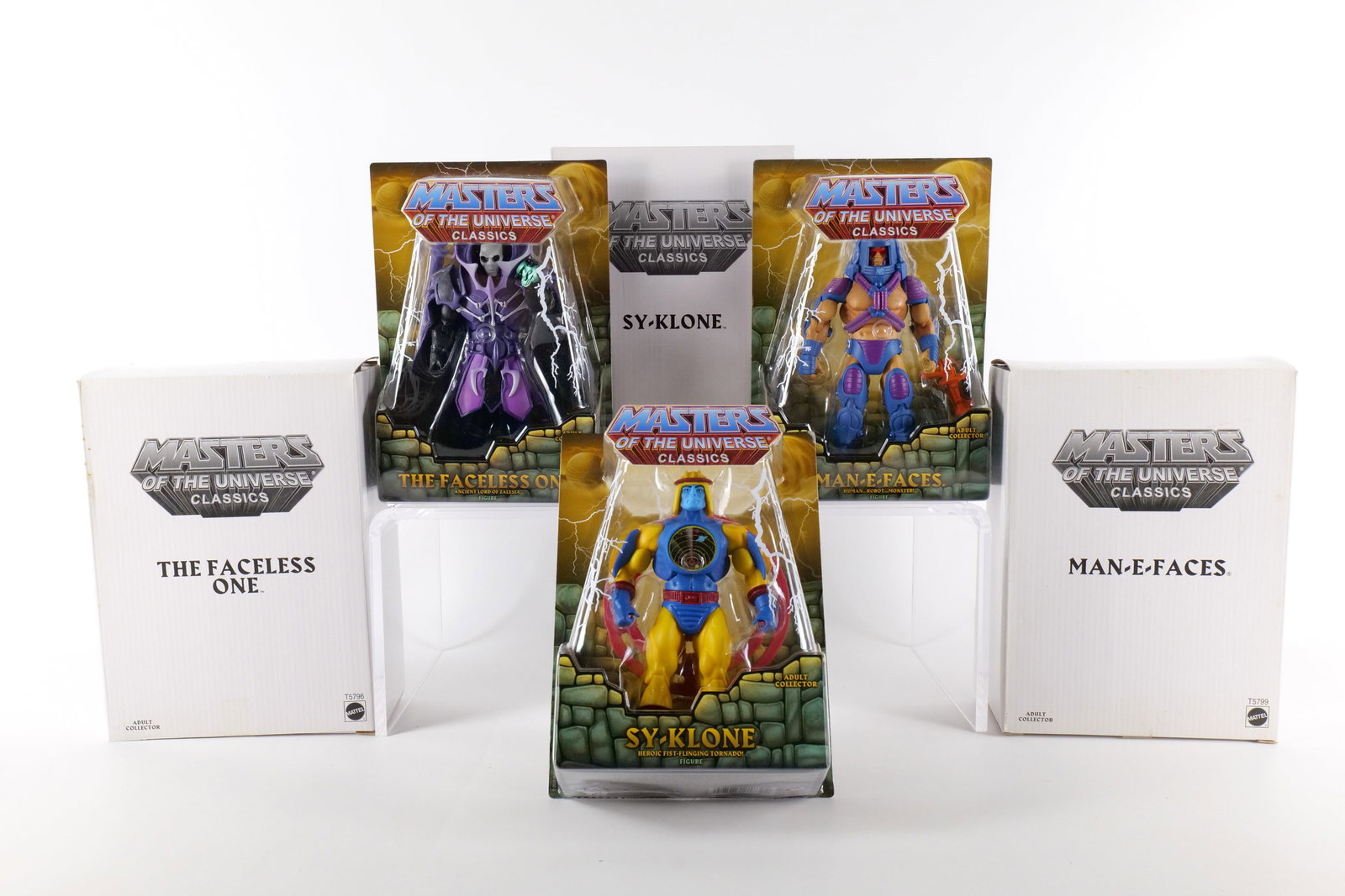 Lot of 3 Masters of the Universe Classics Action Figures (1 of 19)