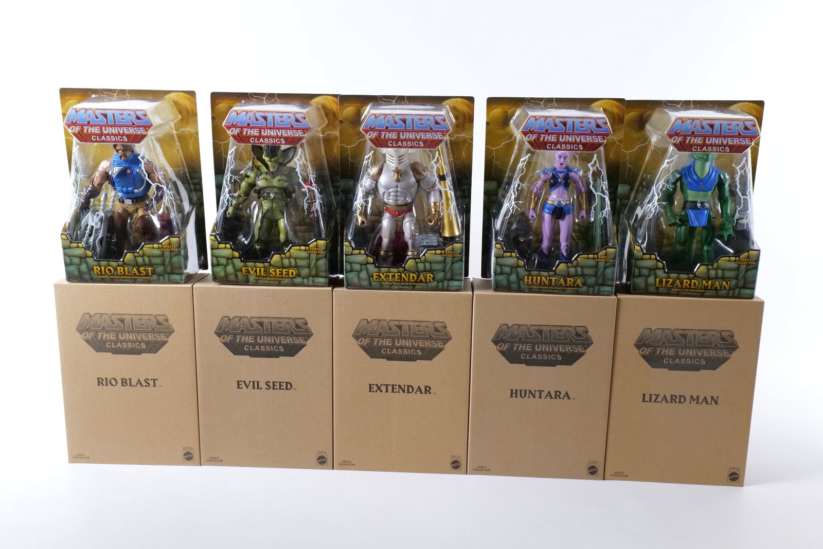 Lot of 5 Masters of the Universe Classics Action Figures: Lot of 5 Masters of the Universe Classics Action Figures. MOTU. Including Rio Blast, Lizard Man, Huntara, Extendar, and Evil Seed. All New in Package - All come with the brown outer boxes. Made by Mat