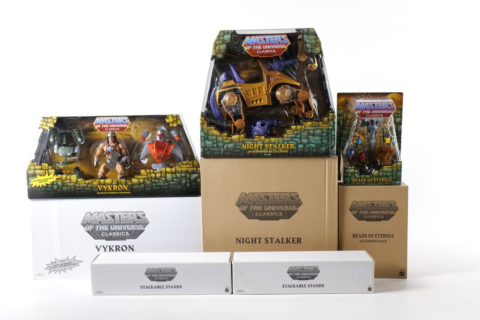 Lot of Masters of the Universe Figures and Accessories (1 of 20)