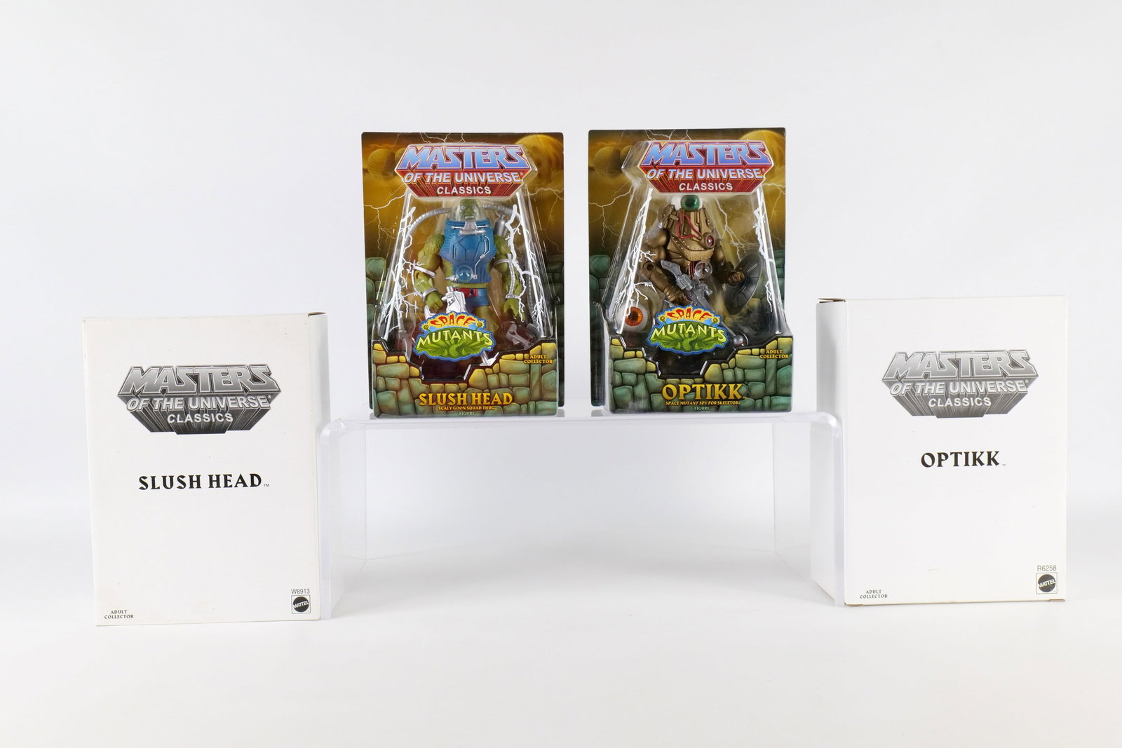 Lot of 2 Masters of the Universe Space Mutants Action Figures (1 of 13)