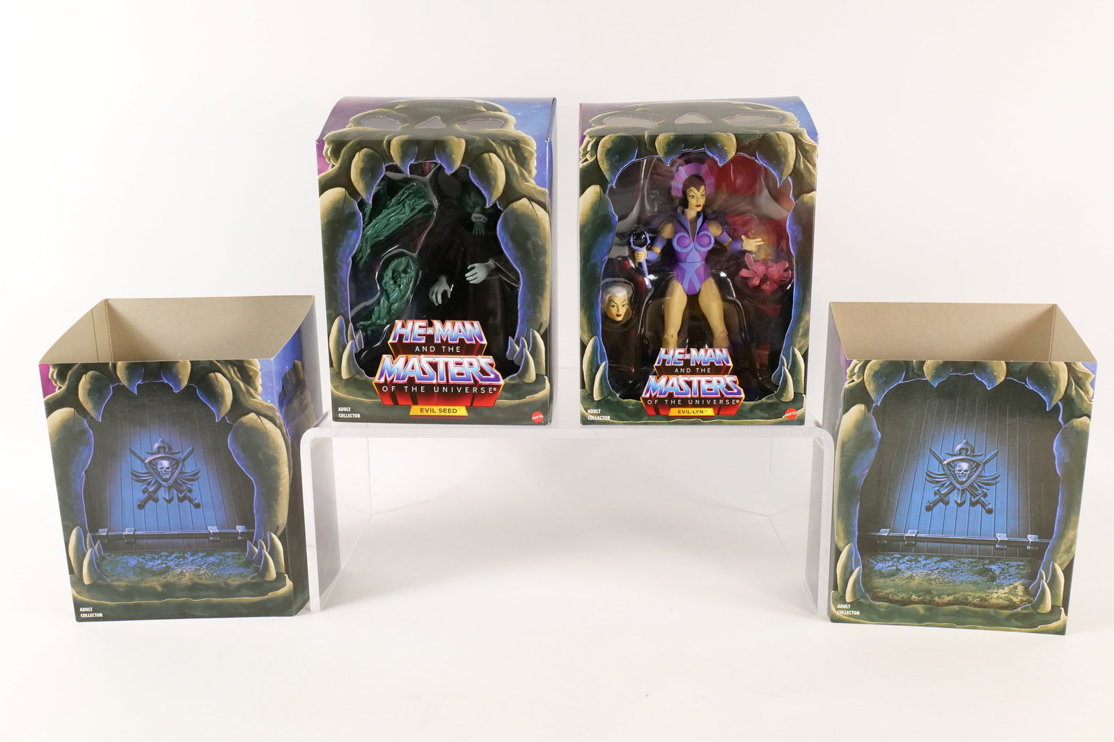 Lot of 2 He-Man and The Masters of the Universe Action Figures: Lot of 2 He-Man and The Masters of the Universe Action Figures - MOTU. Including Evil-Lyn and Evil Seed. Mattel - Matty Collector 2015/2016. Both New in Boxes. All invoices must be paid within 24 hour