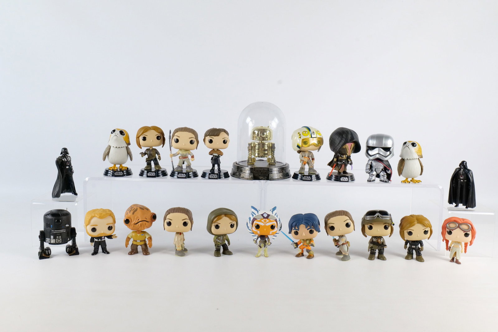 Lot of Loose Funko Pops: Lot of Loose Funko Pops. Including Reven, Ezra Bridger, Jyn Erso, Gold Chrome Chopper, Porg, Rey, Rose Tico, General Hux, and More. All invoices must be paid within 24 hours of the sale. We offer mult